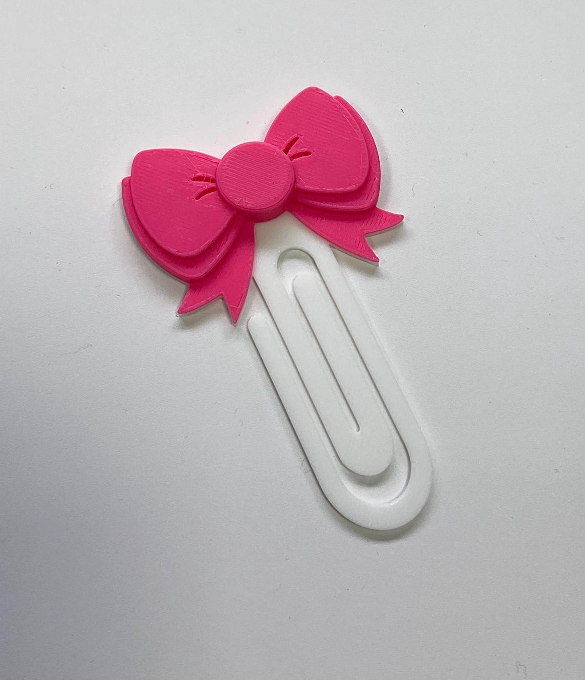 Bow paperclip, large paperclip